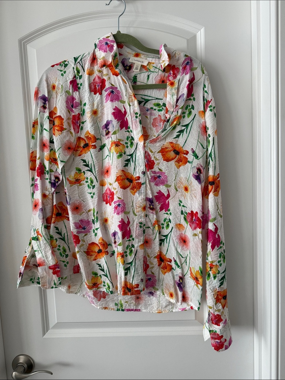White Floral Button-Front Blouse with Pink & Orange Flowers